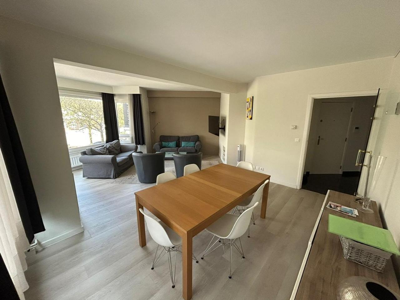 3 Bedroom Apartment Nearby The Sea Ostend Exterior foto